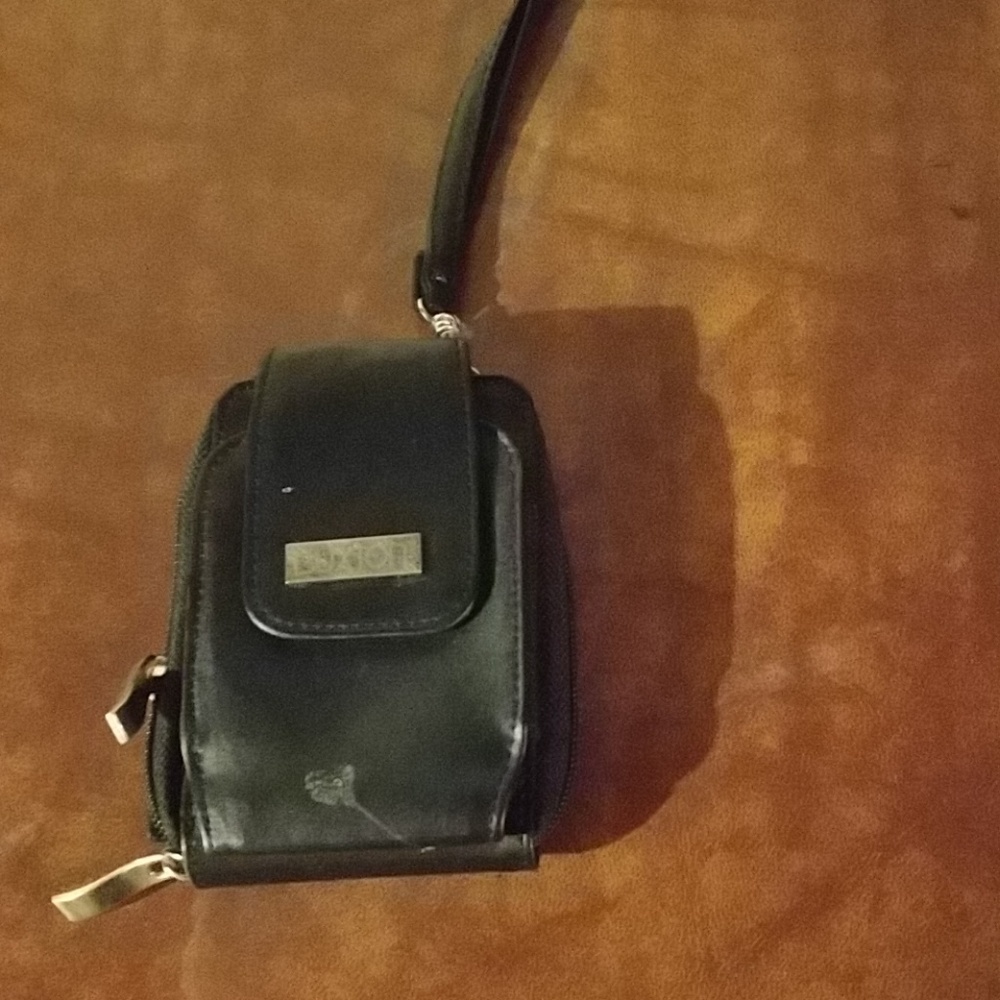 Buxton wallet case